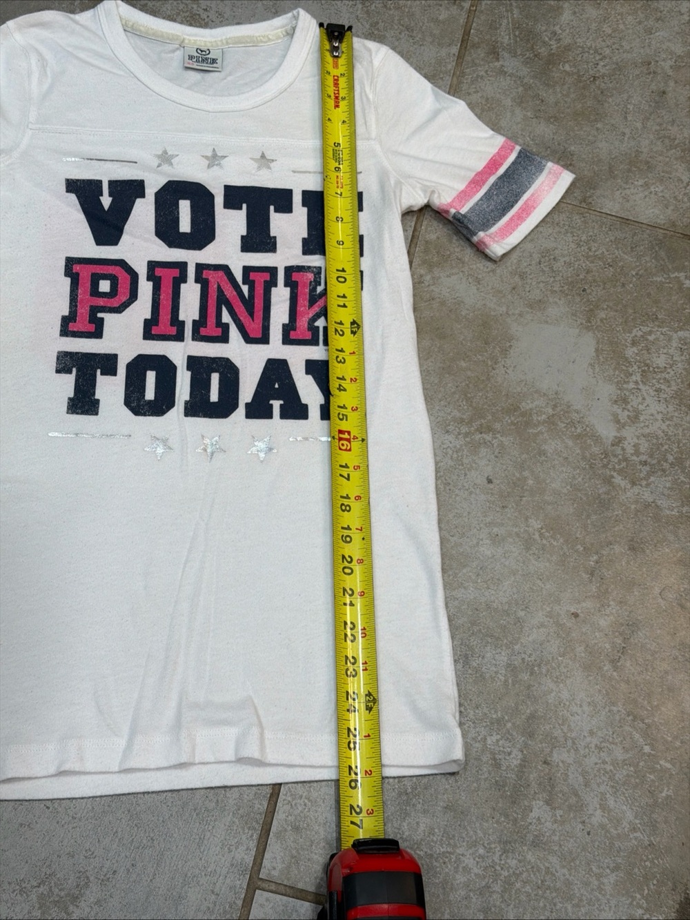 Y2K 2008 Victoria’s Secret Pink Vote Pink Football Style Tee Size X-Small Faded - Picture 6 of 9